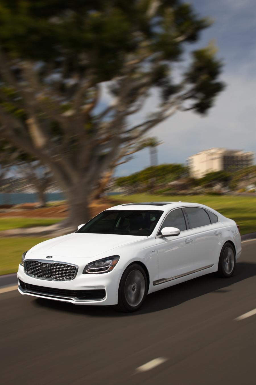  Kia K900 (RJ) 2018 года  (фото 12 из 64)